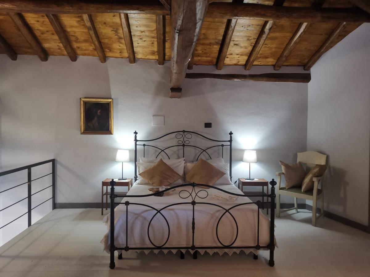 Palazzo Geremia - Le Dimore Dell'Antiquario Lägenhet Acireale Exteriör bild